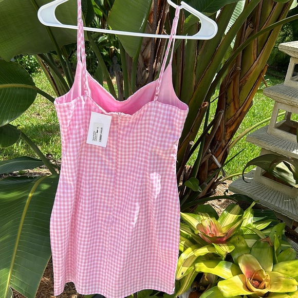 BNWT Pink & White Gingham Mini Dress - Picture 4 of 9